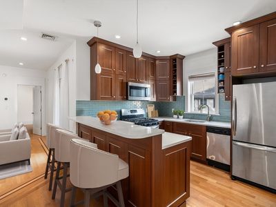 250 C St #5, South Boston, MA, 02127