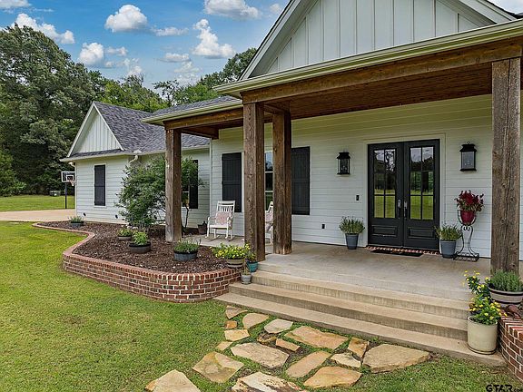4th image of 3260 County Road 3707