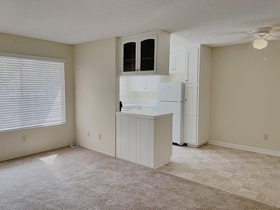 Livingroom / Dining Room