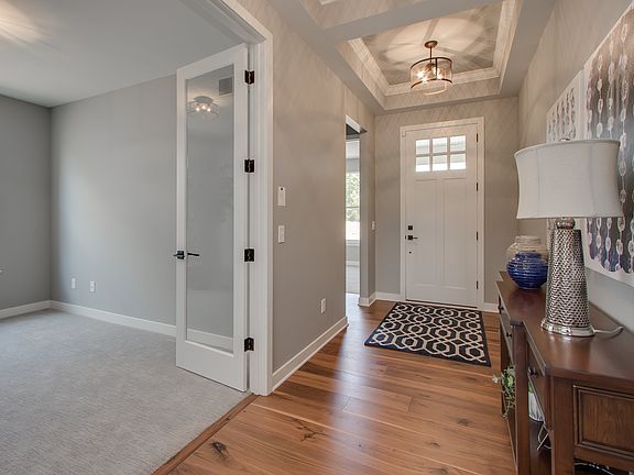 Stock photo not meant to represent final colors and finishes of home under construction.