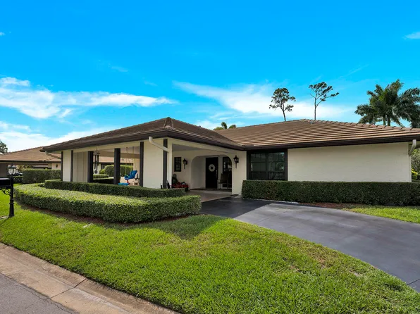 442 Pine Villa Drive, Atlantis, FL 33462