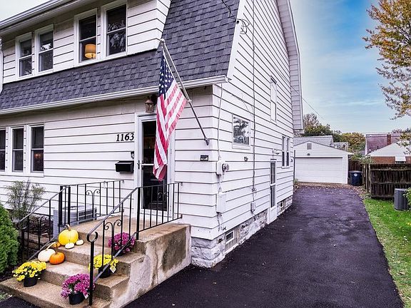 2nd image of 1163 Berwin St