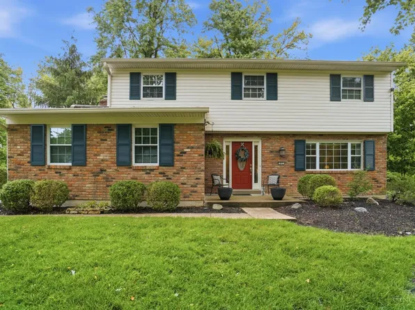 819 Quailwoods Dr, Loveland, OH 45140