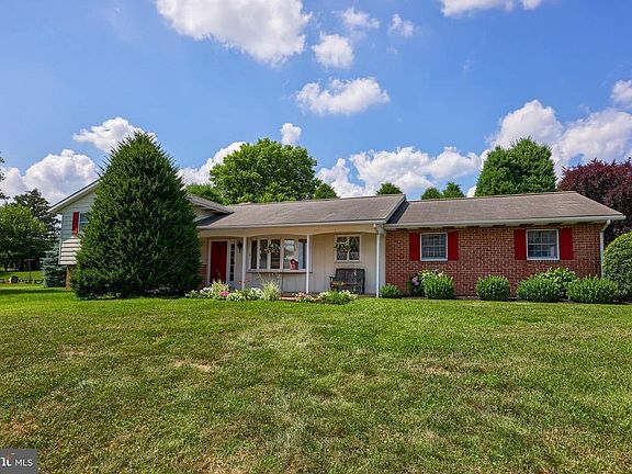 2nd image of 127 Hill Rd