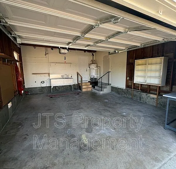 2440 Central Ave #B — Photo 18