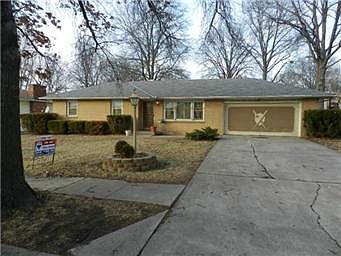 2nd image of 6008 Haskell Ave
