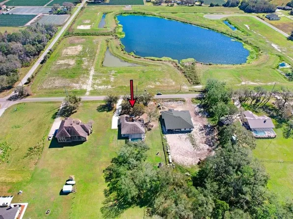 2412 Gallagher Rd, Dover, FL 33527