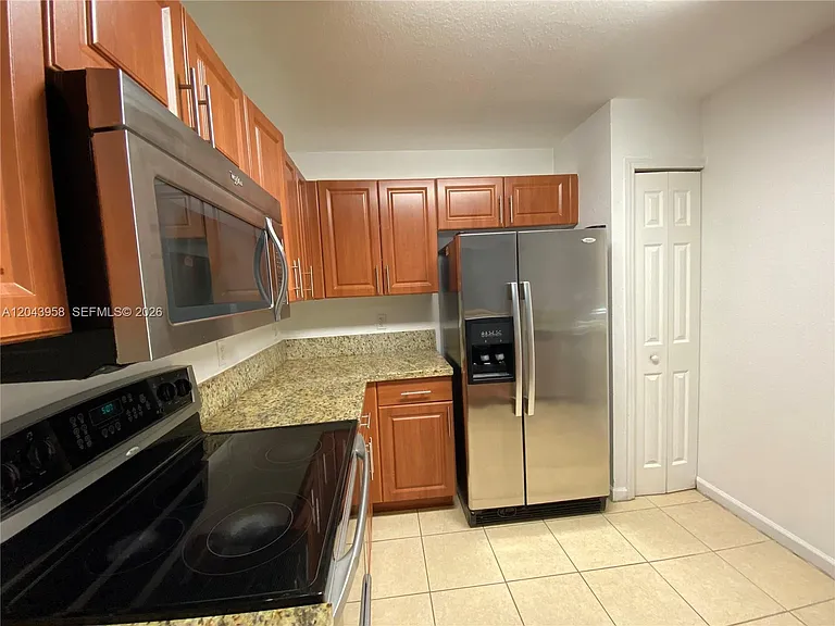 11202 NW 83rd St #106 — Photo 11