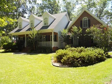 1261 Moores Ford Rd