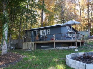 1006 Ligon Rd, Greenwood, SC 29649