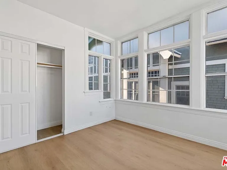 1125 S Lake St #2 — Photo 8