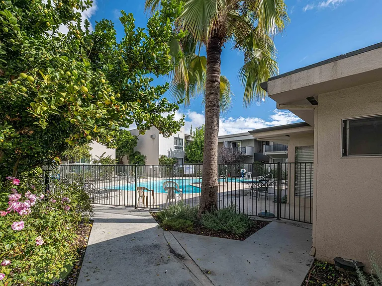 3166 S Sepulveda Blvd #28 — Photo 6