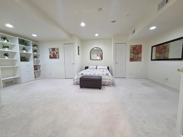 1025 Rosewood Dr #B — Photo 11