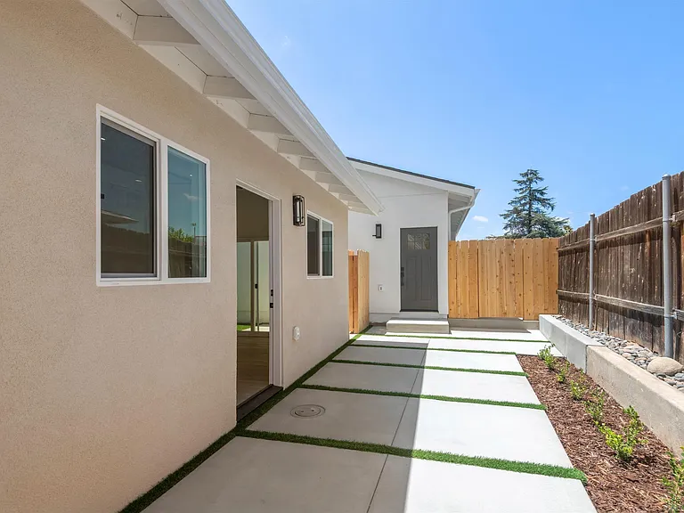 9412 Pike Rd — Photo 5