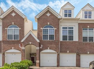 1115 Balsam Dr, New Windsor, NY 12553