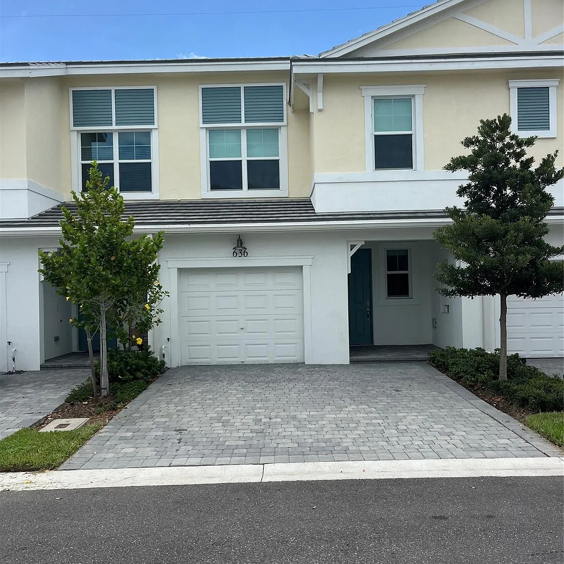 3 bed, 2.5 bath, 1787 sqft, $3,600 — Photo 1