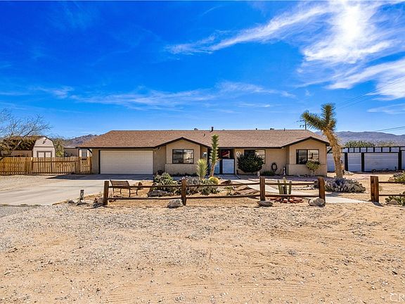 5th image of 62111 Crestview Dr