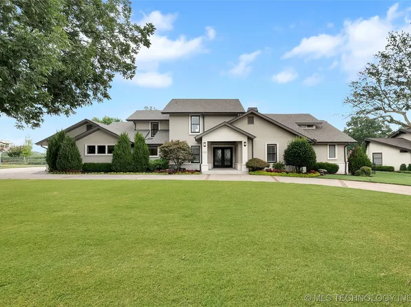 3713 S Orange Cir, Broken Arrow, OK 74011