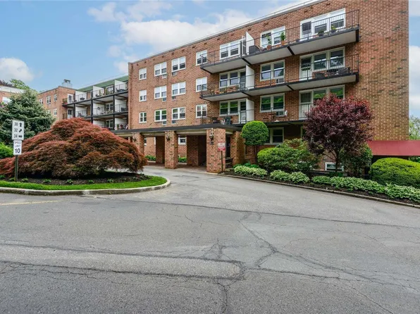 34 Pearsall Avenue #3H, Glen Cove, NY 11542