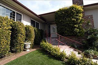 2nd image of 1470 Monterey Blvd