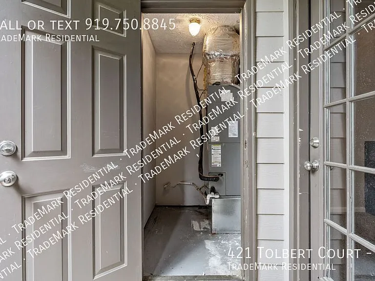 421 Tolbert Ct #C — Photo 31