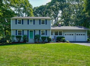 76 Orchard Ln, Holliston, MA 01746
