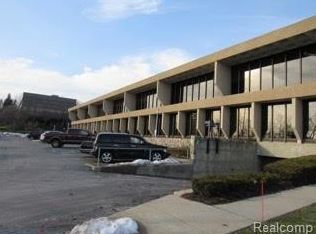 74 W Long Lake Rd STE 100, Bloomfield Hills, MI 48304