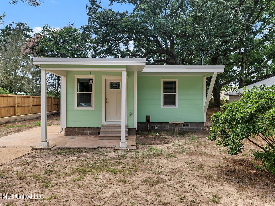 1st image of 317 Nelson Rd