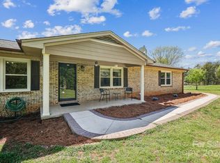 2362 Agony Acres Rd, Clover, SC 29710