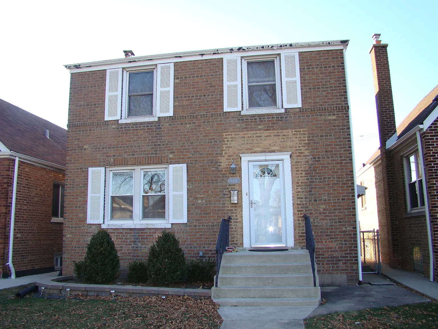 5436 S Normandy Ave photo 1
