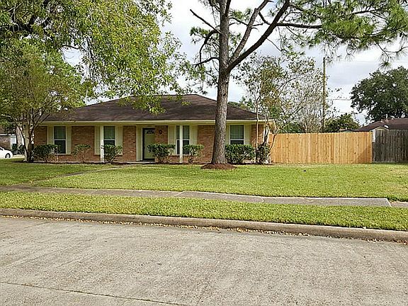 2nd image of 11003 Sagepark Ln