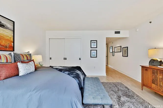 200 Brannan St #244 — Photo 16
