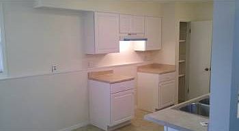2nd image of 2936 N Cromwell Dr