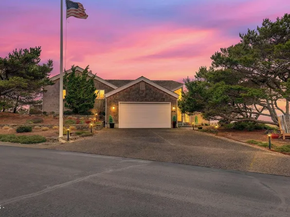 4850 Fairway Dr S, Seaside, OR 97138