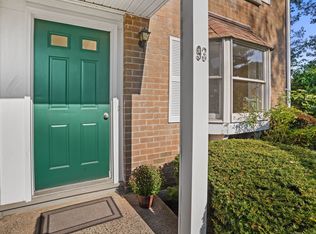 240 Sunnyridge Ave APT 93, Fairfield, CT 06824