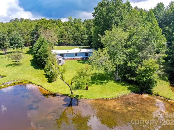 150 Navaho Trl, Rutherfordton, NC 28139