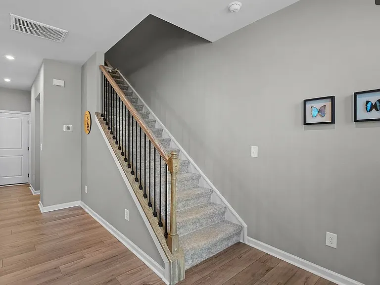 118 Berkeley Ave #D — Photo 10