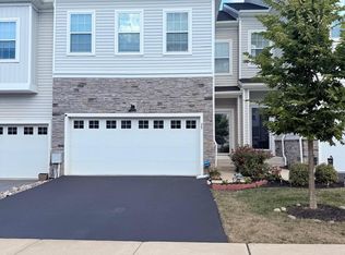 29 Lochiel Ln, Exton, PA 19341