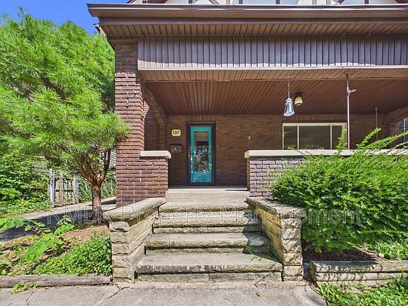 3rd image of 137 Conger Ave
