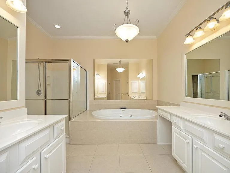 335 Bridgegate Dr — Photo 24