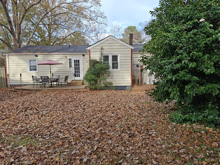 4517 Delmar Dr — Photo 8