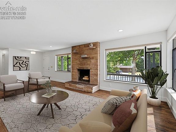 3rd image of 1316 Prairie Rd