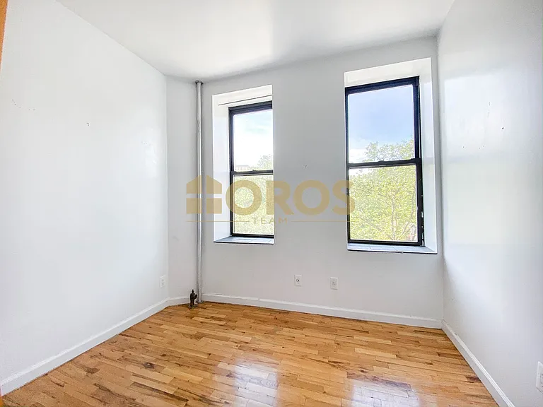 262 E 2nd St #5C — Photo 8