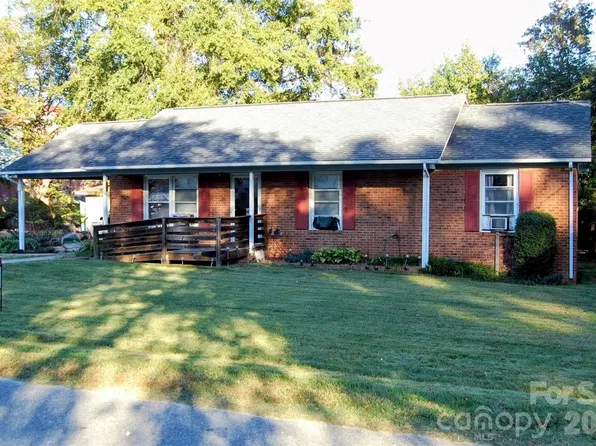 2920 Springdale Ave, Kannapolis, NC 28081