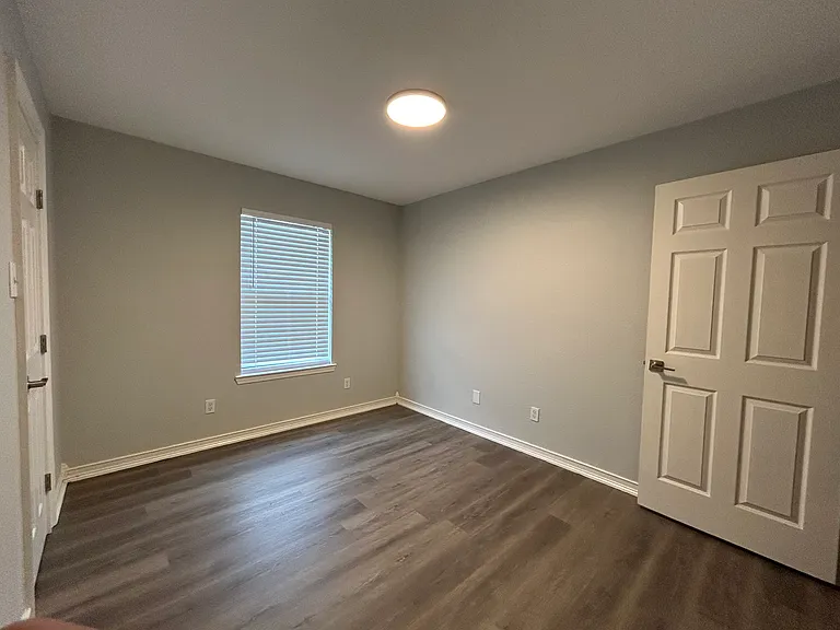 1706 Boyd St — Photo 16