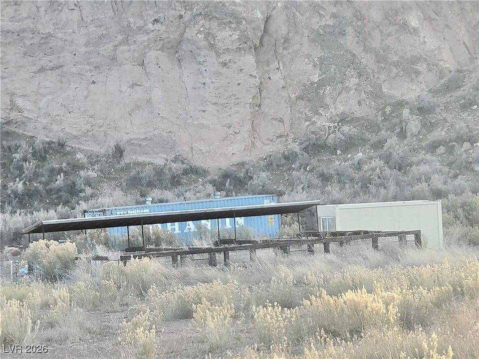 2nd image of Clover St