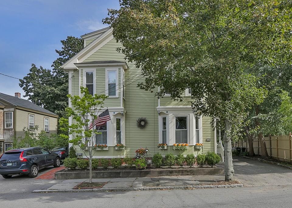 1st image of 23 Bromfield St