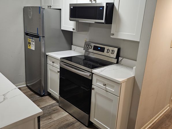 8501 Barrington Ct Unit B