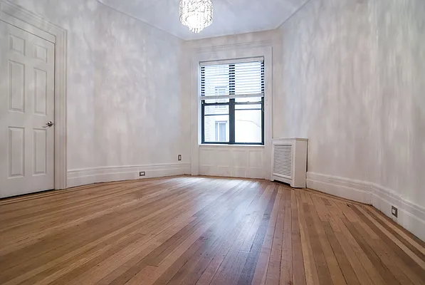 Rented by WAM Partners - William Moses Co. | media 59