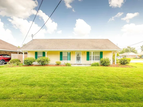 219 Honeysuckle Dr, Schriever, LA 70395